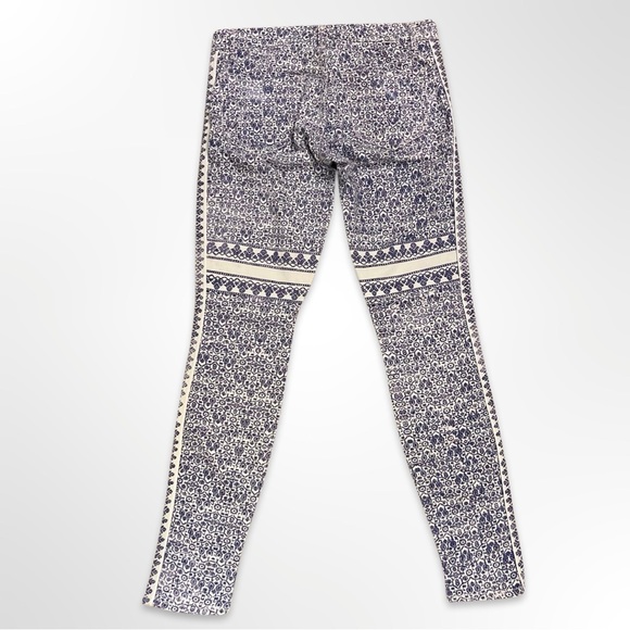 MOTHER Denim Colorblock Looker Shag Skinny Jeans in Blue/White - Picture 4 of 6